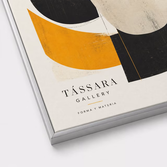 Marco textil de pared con tela con impresión personalizada de la marca ficticia TÉSSARA GALLERY
